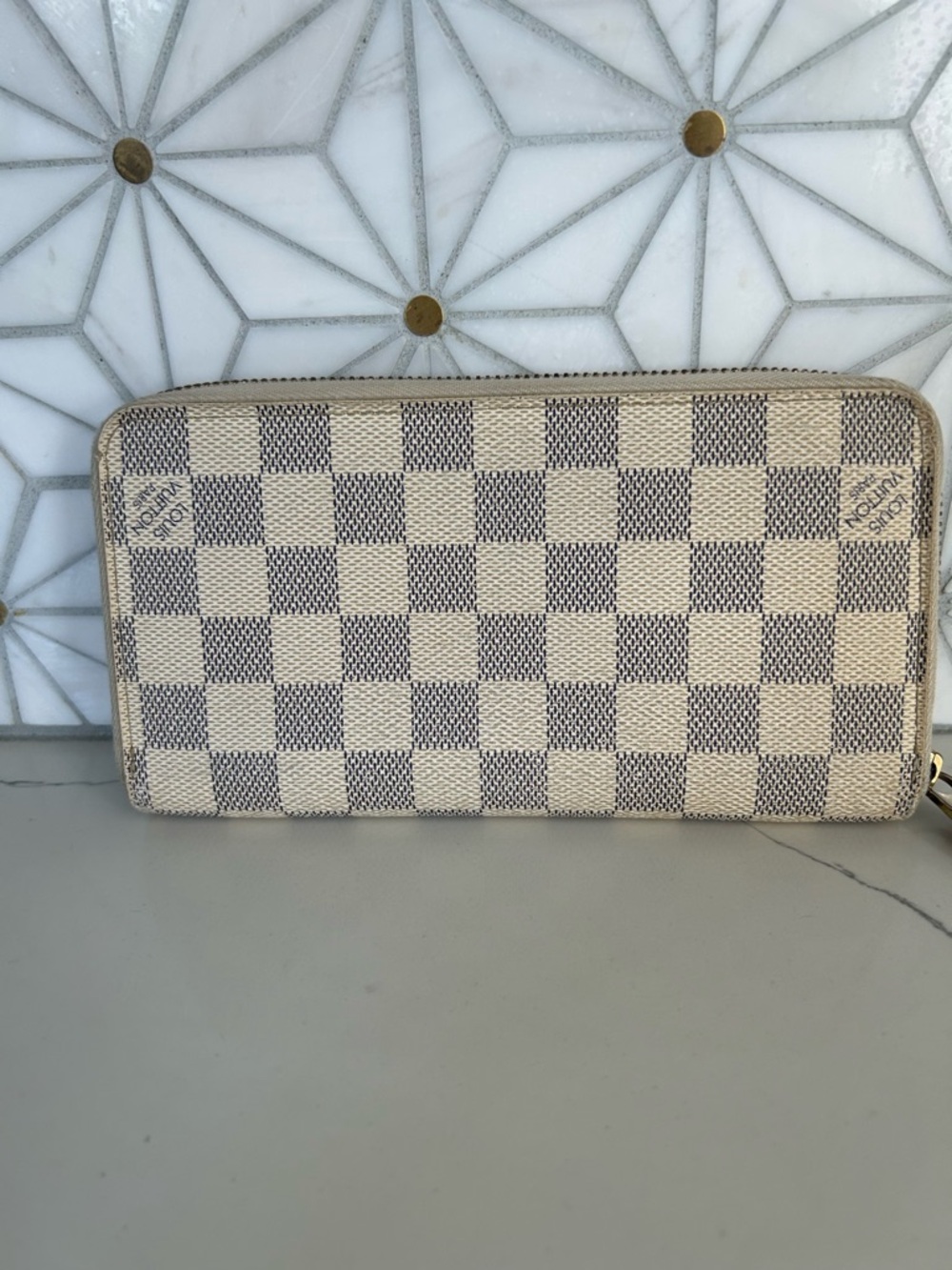 Designer Checkered Zip Wallet in Cream and Gray